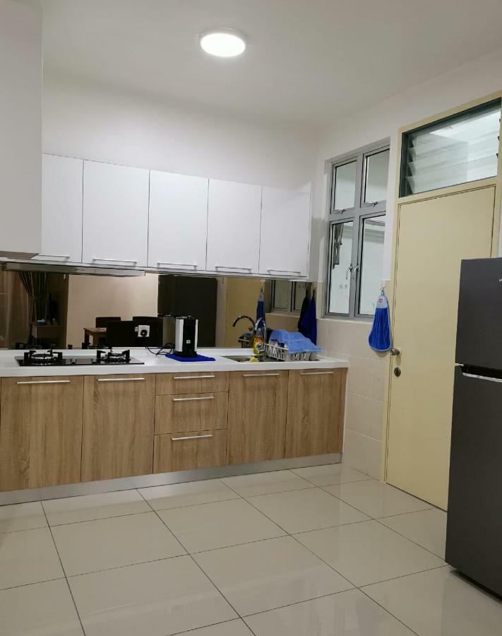 נוסג'יה Js Homestay@Iskandar Puteri, Nusajaya מראה חיצוני תמונה