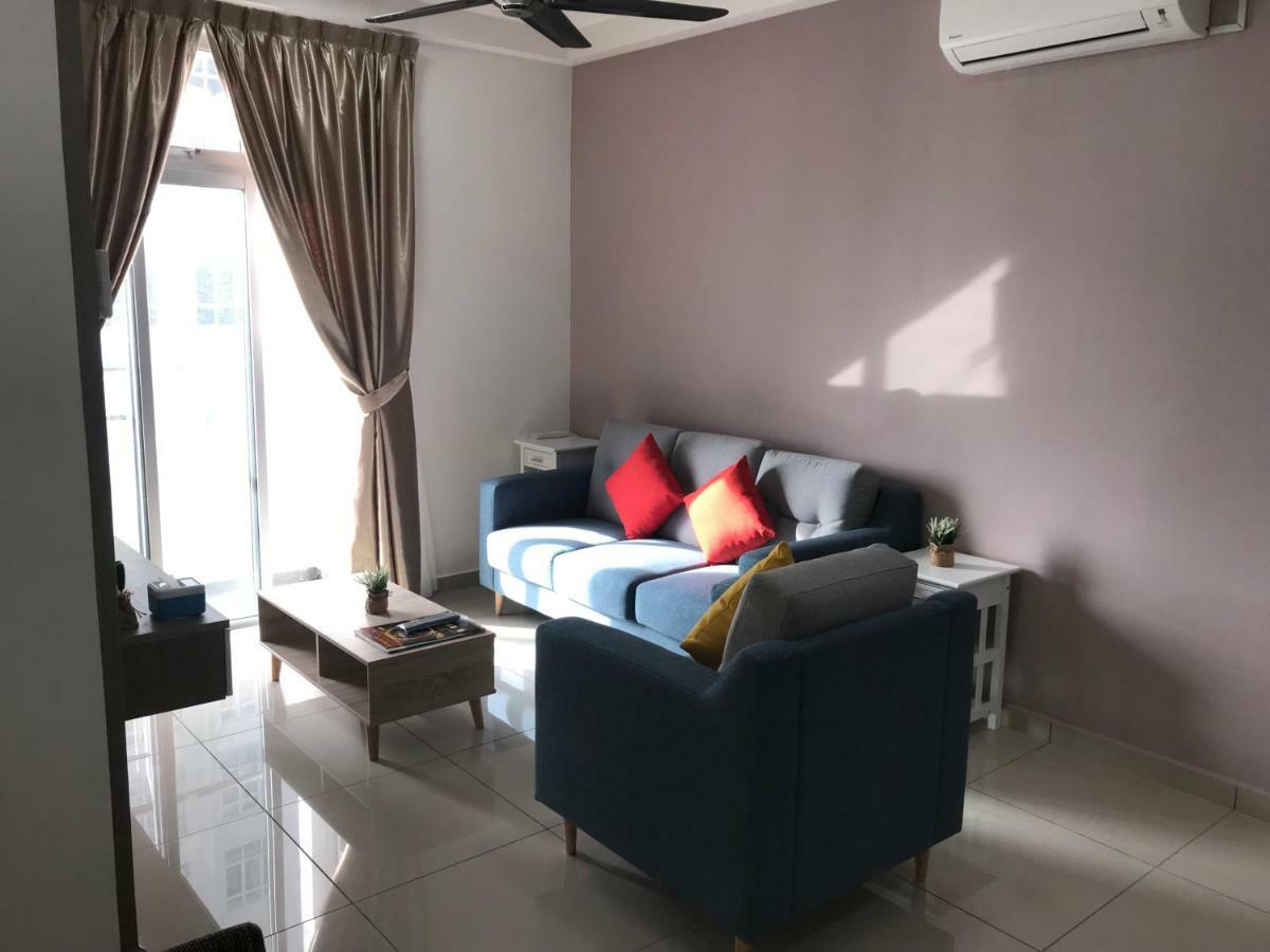 נוסג'יה Js Homestay@Iskandar Puteri, Nusajaya מראה חיצוני תמונה